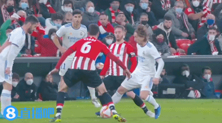 技术底层：解析“人工智能识别系统”如何通过玩家的下注规律标记“职业号”。（技术深剖：AI如何通过下注模式识别并标记职业号）