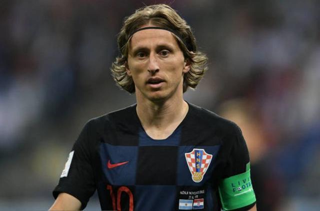 欧联杯爆冷，利物浦加时惊险晋级